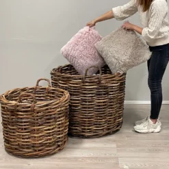 Suuri rottinkikori Ø80cm tai Ø66cm